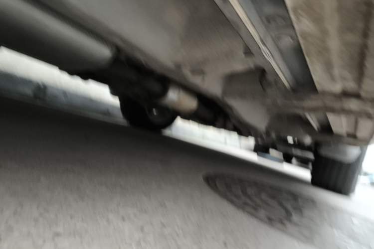 Used Chevrolet Captiva 2011 2.4 AT 5-Seater Comfort Edition Chassis Rear Right