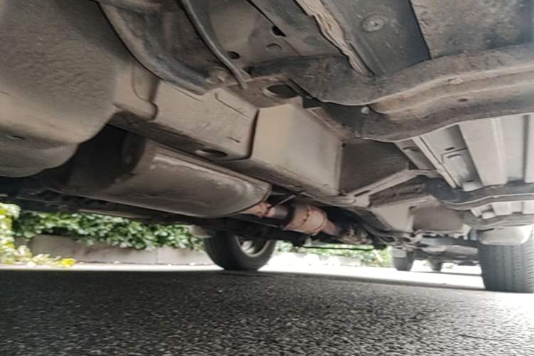 Used Chevrolet Captiva 2011 2.4 AT 7-Seater Luxury Edition Chassis Rear Right