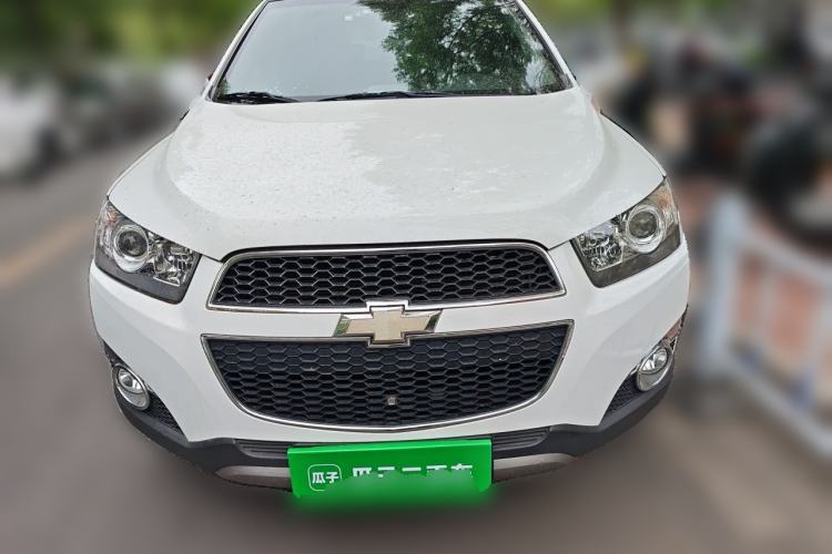 Used Chevrolet Captiva 2011 2.4 AT 7-Seater Luxury Edition Front