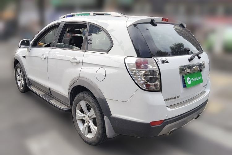 Used Chevrolet Captiva 2011 2.4 AT 7-Seater Luxury Navigation Edition Rear Left 45 Deg
