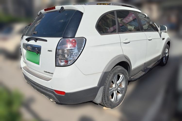 Used Chevrolet Captiva 2011 2.4 AT 7-Seater Luxury Navigation Edition Rear Right 45 Deg