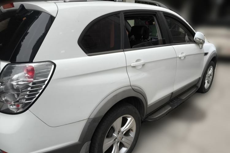 Used Chevrolet Captiva 2011 2.4 AT 5-Seater Comfort Edition Rear Right 45 Deg
