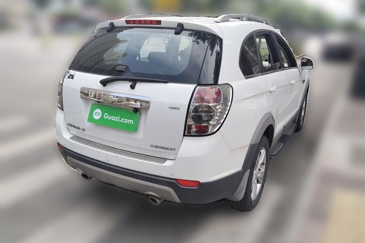 Used Chevrolet Captiva 2011 2.4 AT 7-Seater Luxury Navigation Edition Rear Right 45 Deg
