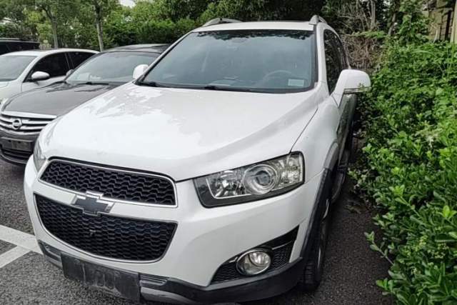 Used Chevrolet Captiva 2011 2.4 AT 7-Seater Luxury Edition