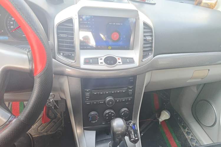 Used Chevrolet Captiva 2012 2.4L Two-Wheel Drive City Edition 5 Seats Audio And AC Panel