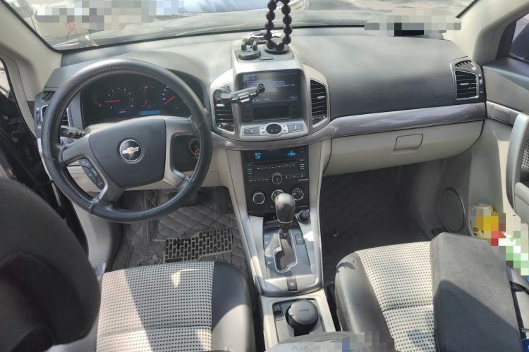 Used Chevrolet Captiva 2012 2.4L Two-Wheel Drive City Edition 5 Seats Center Console