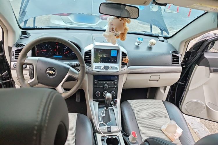 Used Chevrolet Captiva 2012 2.4L Two-Wheel Drive City Edition 5 Seats Center Console
