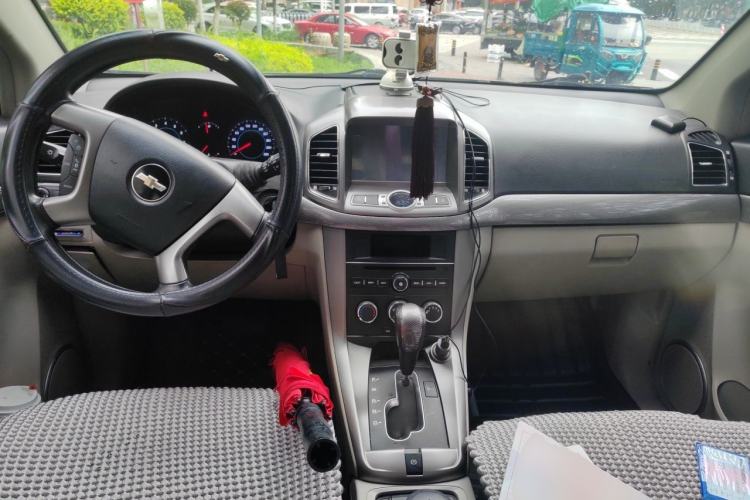 Used Chevrolet Captiva 2012 2.4L Two-Wheel Drive City Edition 5 Seats Center Console