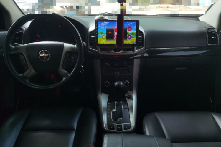 Used Chevrolet Captiva 2012 2.4L 4x4 Flagship Edition 7 Seats Center Console