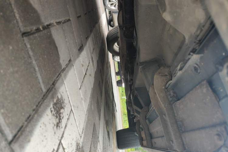 Used Chevrolet Captiva 2012 2.4L 4x4 Flagship Edition 7 Seats Chassis Front Left