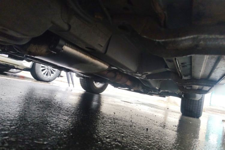 Used Chevrolet Captiva 2012 2.4L 4x4 Flagship Edition 7 Seats Chassis Rear Right