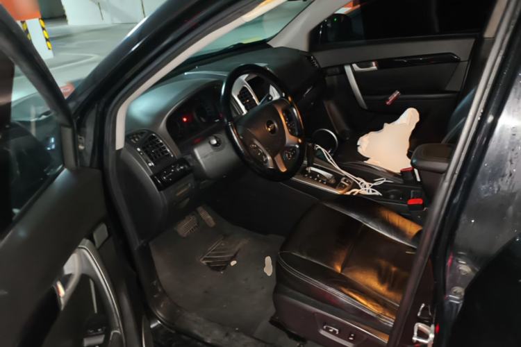 Used Chevrolet Captiva 2012 2.4L 4x4 Flagship Edition 7 Seats Driver Seat