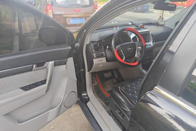 Used Chevrolet Captiva 2012 2.4L Two-Wheel Drive City Edition 5 Seats Driver Seat