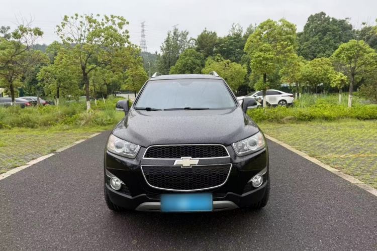 Used Chevrolet Captiva 2012 2.4L 4x4 Flagship Edition 7 Seats Exterior 1