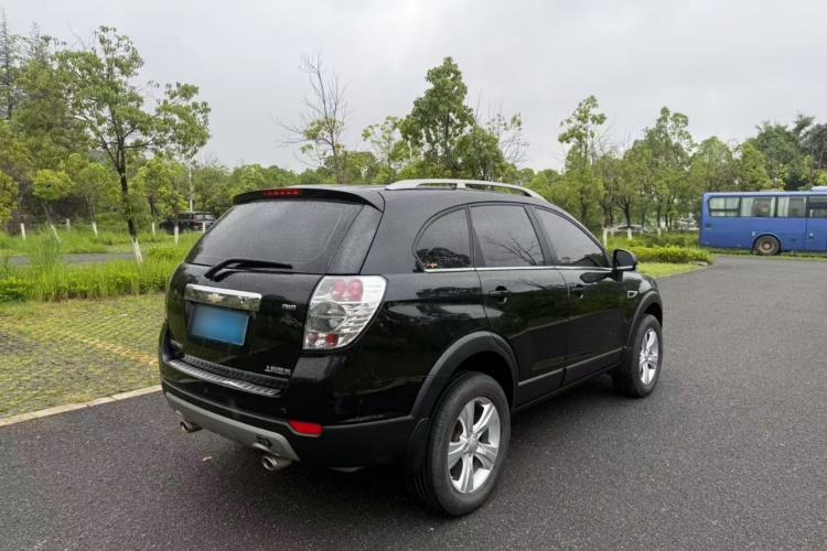 Used Chevrolet Captiva 2012 2.4L 4x4 Flagship Edition 7 Seats Exterior 2