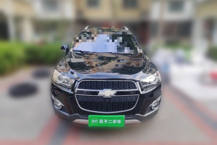 Used Chevrolet Captiva 2012 2.4L 4x4 Flagship Edition 7 Seats Front