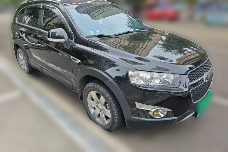Used Chevrolet Captiva 2012 2.4L Two-Wheel Drive City Edition 5 Seats Front Right 45 Deg