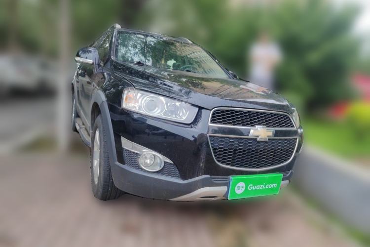 Used Chevrolet Captiva 2012 2.4L Two-Wheel Drive City Edition 5 Seats Front Right 45 Deg