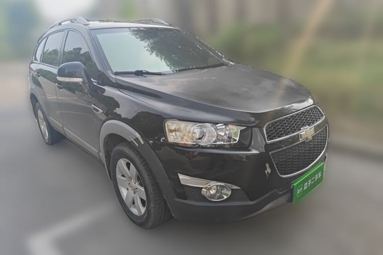 Used Chevrolet Captiva 2012 2.4L Two-Wheel Drive City Edition 5 Seats Front Right 45 Deg