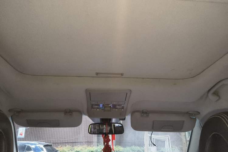 Used Chevrolet Captiva 2012 2.4L 4x4 Flagship Edition 7 Seats Headliner