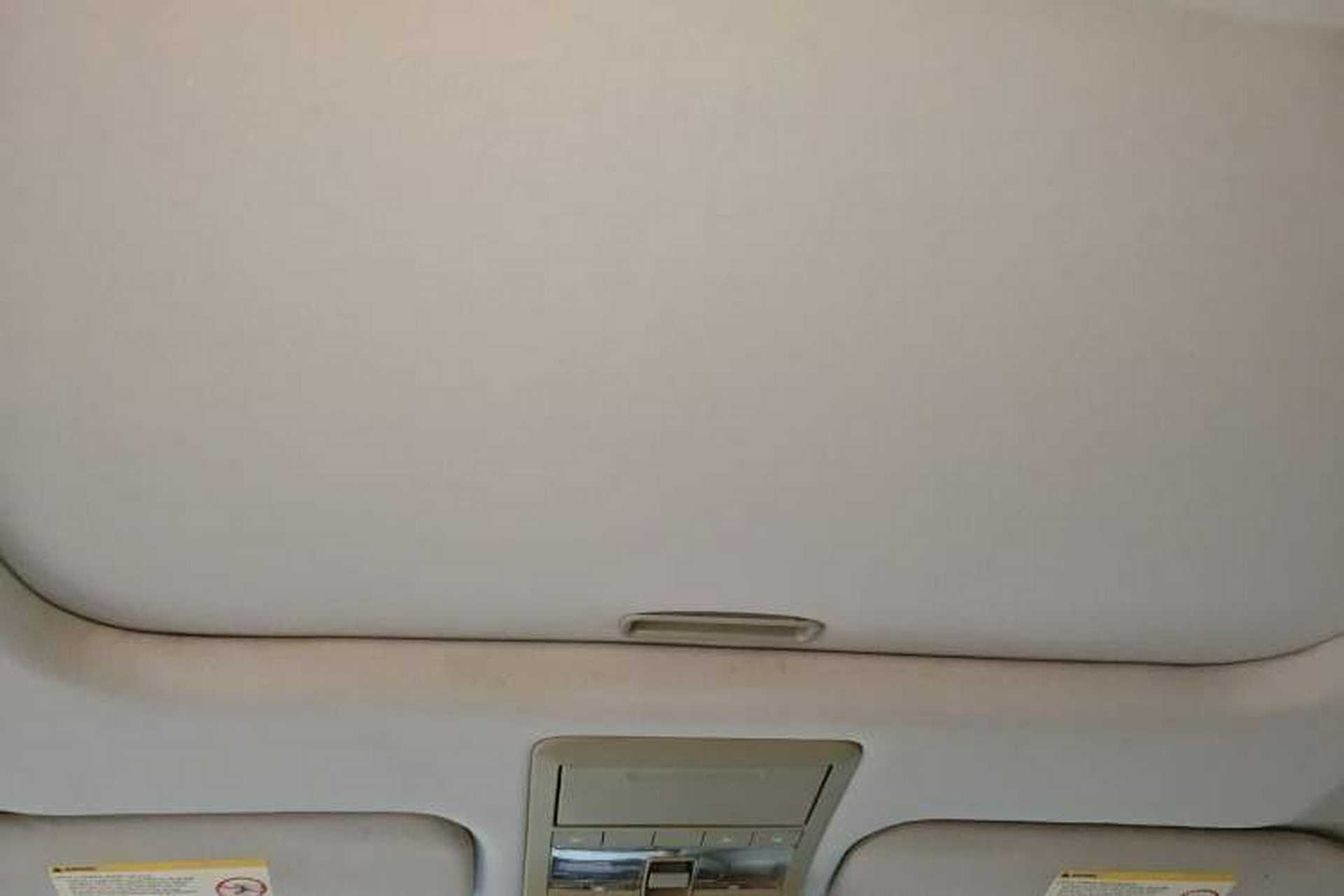 Used Chevrolet Captiva 2012 2.4L 4x4 Luxury Edition 5 Seats Headliner