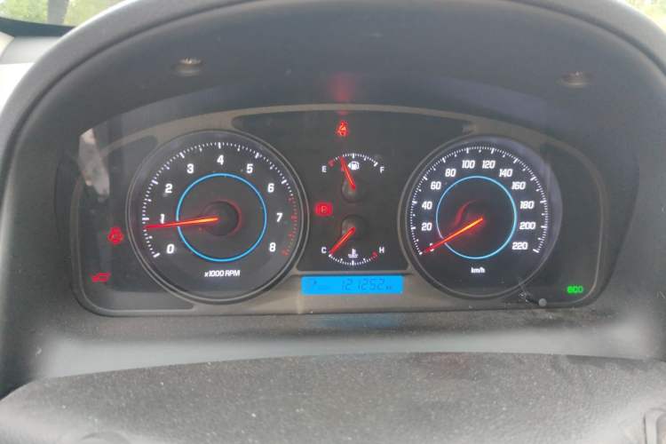 Used Chevrolet Captiva 2012 2.4L 4x4 Flagship Edition 7 Seats Instrument Cluster
