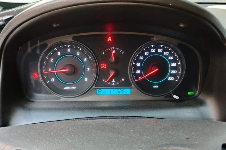Used Chevrolet Captiva 2012 2.4L 4x4 Luxury Edition 5 Seats Instrument Cluster