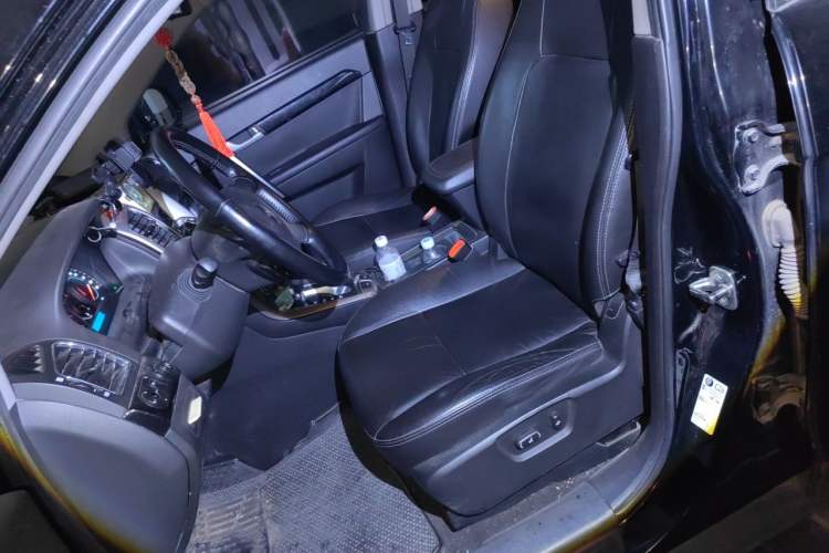 Used Chevrolet Captiva 2012 2.4L 4x4 Flagship Edition 7 Seats Left Front Seat
