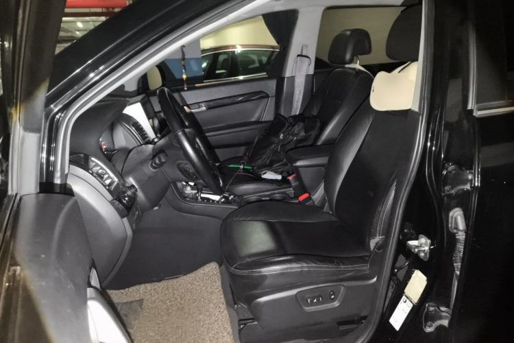 Used Chevrolet Captiva 2012 2.4L 4x4 Flagship Edition 7 Seats Left Front Seat