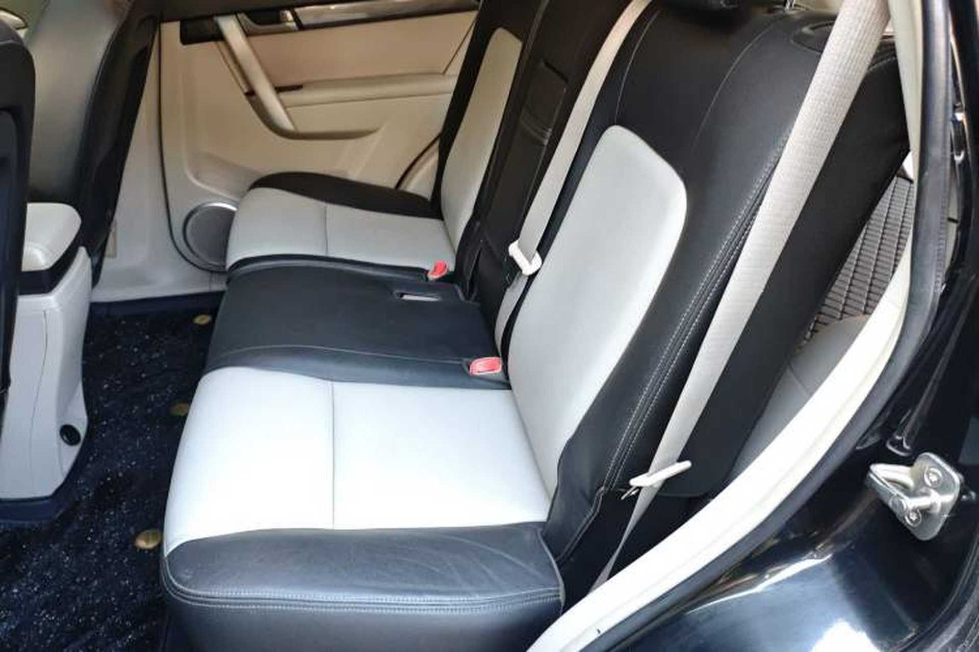 Used Chevrolet Captiva 2012 2.4L 4x4 Luxury Edition 5 Seats Left Rear Seat