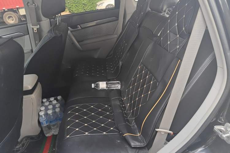 Used Chevrolet Captiva 2012 2.4L Two-Wheel Drive City Edition 5 Seats Left Rear Seat