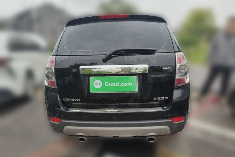 Used Chevrolet Captiva 2012 2.4L 4x4 Flagship Edition 7 Seats Rear