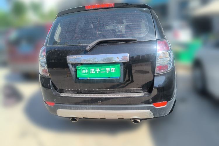 Used Chevrolet Captiva 2012 2.4L 4x4 Flagship Edition 7 Seats Rear