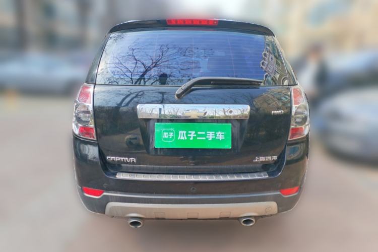 Used Chevrolet Captiva 2012 2.4L 4x4 Flagship Edition 7 Seats Rear