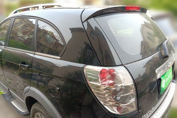 Used Chevrolet Captiva 2012 2.4L 4x4 Flagship Edition 7 Seats Rear Left 45 Deg