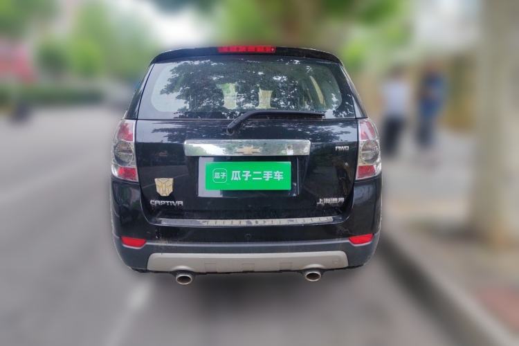 Used Chevrolet Captiva 2012 2.4L 4x4 Flagship Edition 7 Seats Rear