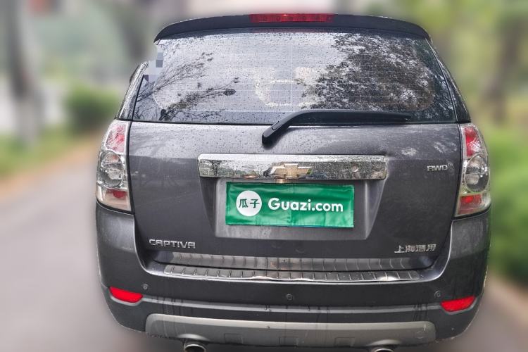 Used Chevrolet Captiva 2012 2.4L 4x4 Flagship Edition 7 Seats Rear