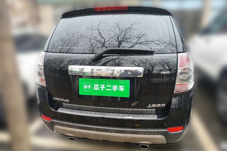 Used Chevrolet Captiva 2012 2.4L 4x4 Flagship Edition 7 Seats Rear