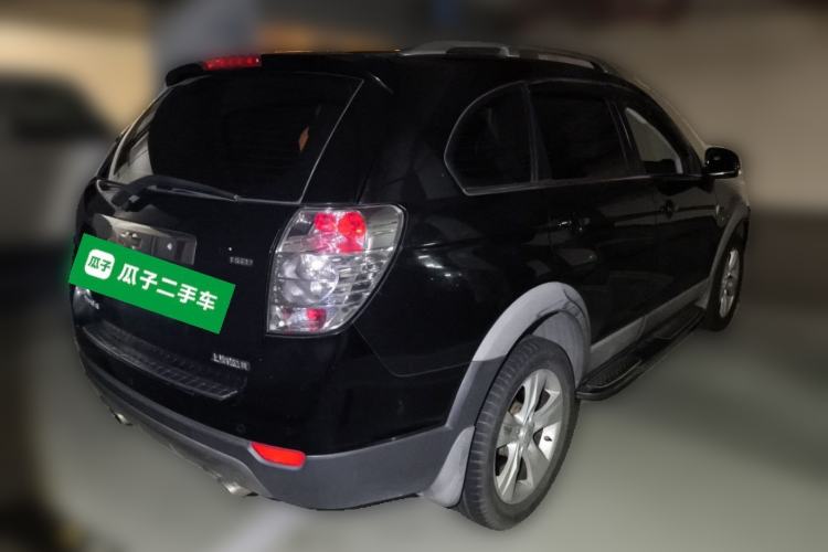 Used Chevrolet Captiva 2012 2.4L 4x4 Flagship Edition 7 Seats Rear Right 45 Deg