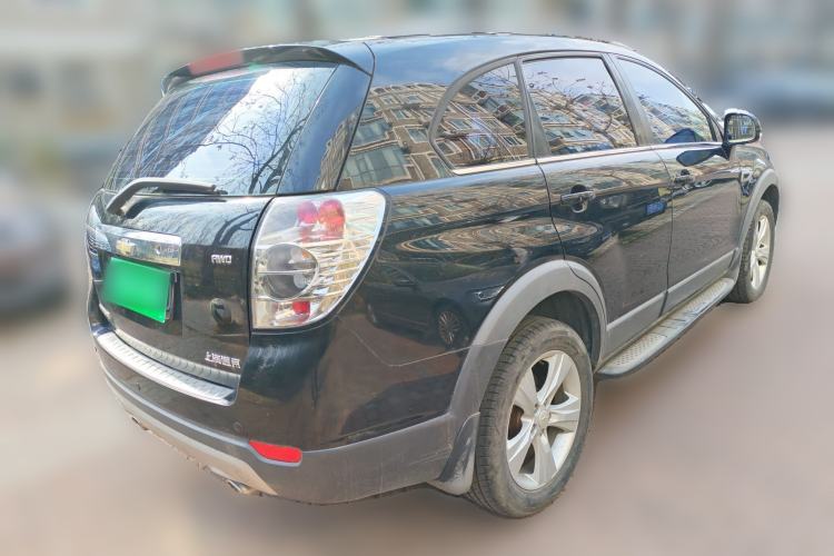 Used Chevrolet Captiva 2012 2.4L 4x4 Flagship Edition 7 Seats Rear Right 45 Deg