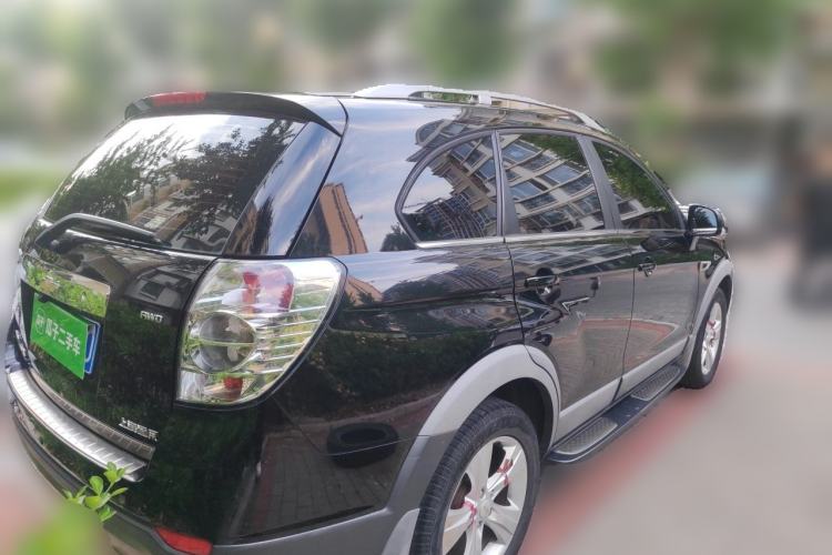Used Chevrolet Captiva 2012 2.4L 4x4 Flagship Edition 7 Seats Rear Right 45 Deg