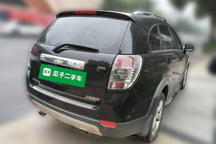 Used Chevrolet Captiva 2012 2.4L 4x4 Flagship Edition 7 Seats Rear Right 45 Deg