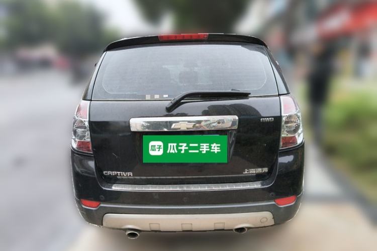 Used Chevrolet Captiva 2012 2.4L 4x4 Flagship Edition 7 Seats Rear