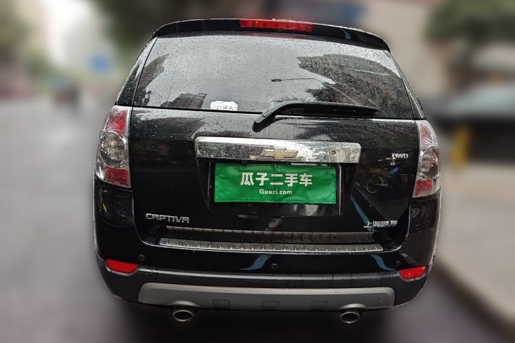 Used Chevrolet Captiva 2012 2.4L 4x4 Flagship Edition 7 Seats Rear