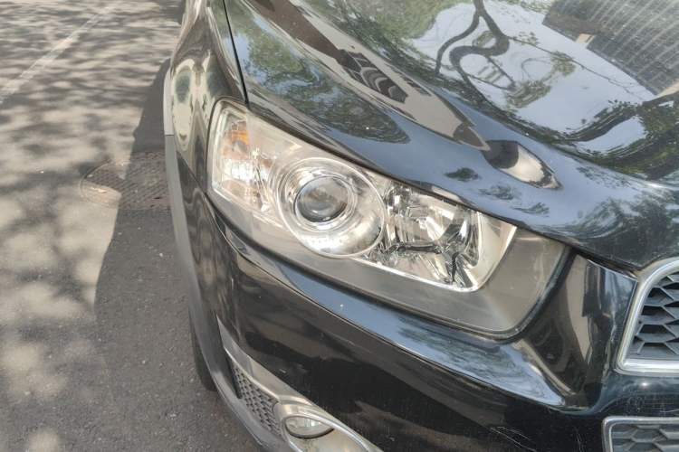 Used Chevrolet Captiva 2012 2.4L Two-Wheel Drive City Edition 5 Seats Right Front Headlight
