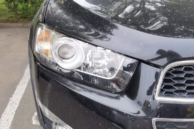 Used Chevrolet Captiva 2012 2.4L 4x4 Flagship Edition 7 Seats Right Front Headlight
