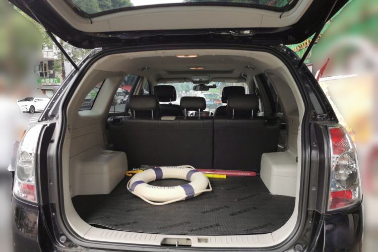 Used Chevrolet Captiva 2012 2.4L Two-Wheel Drive City Edition 5 Seats Trunk