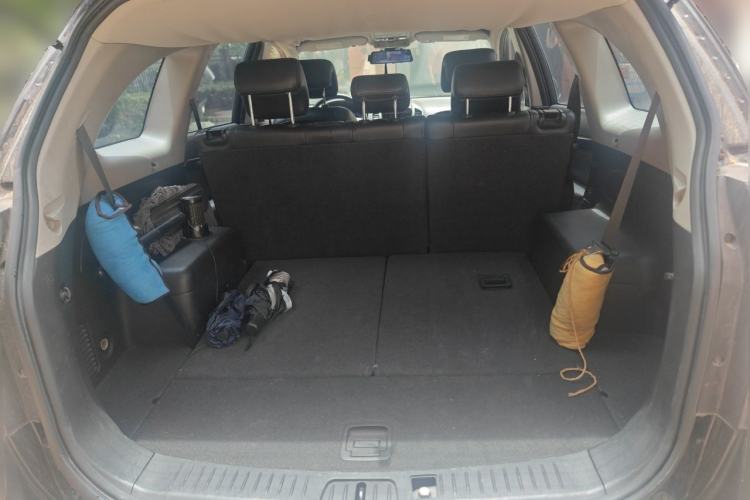 Used Chevrolet Captiva 2012 2.4L 4x4 Flagship Edition 7 Seats Trunk