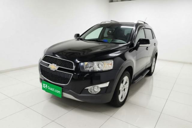 Used Chevrolet Captiva 2012 2.4L 4x4 Flagship Edition 7 Seats