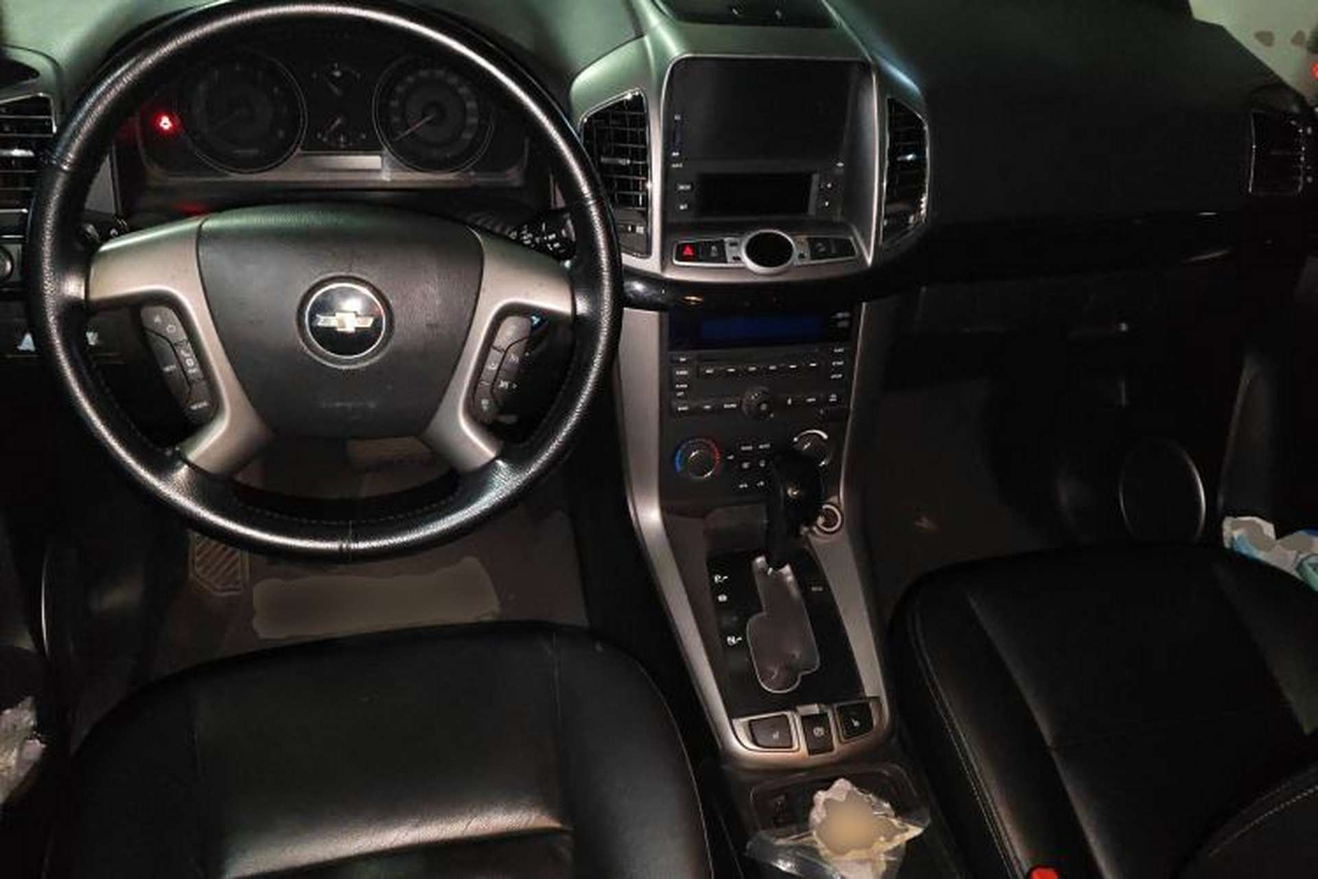 Used Chevrolet Captiva 2012 2.4L 4x4 Flagship Edition 7 Seats Center Console